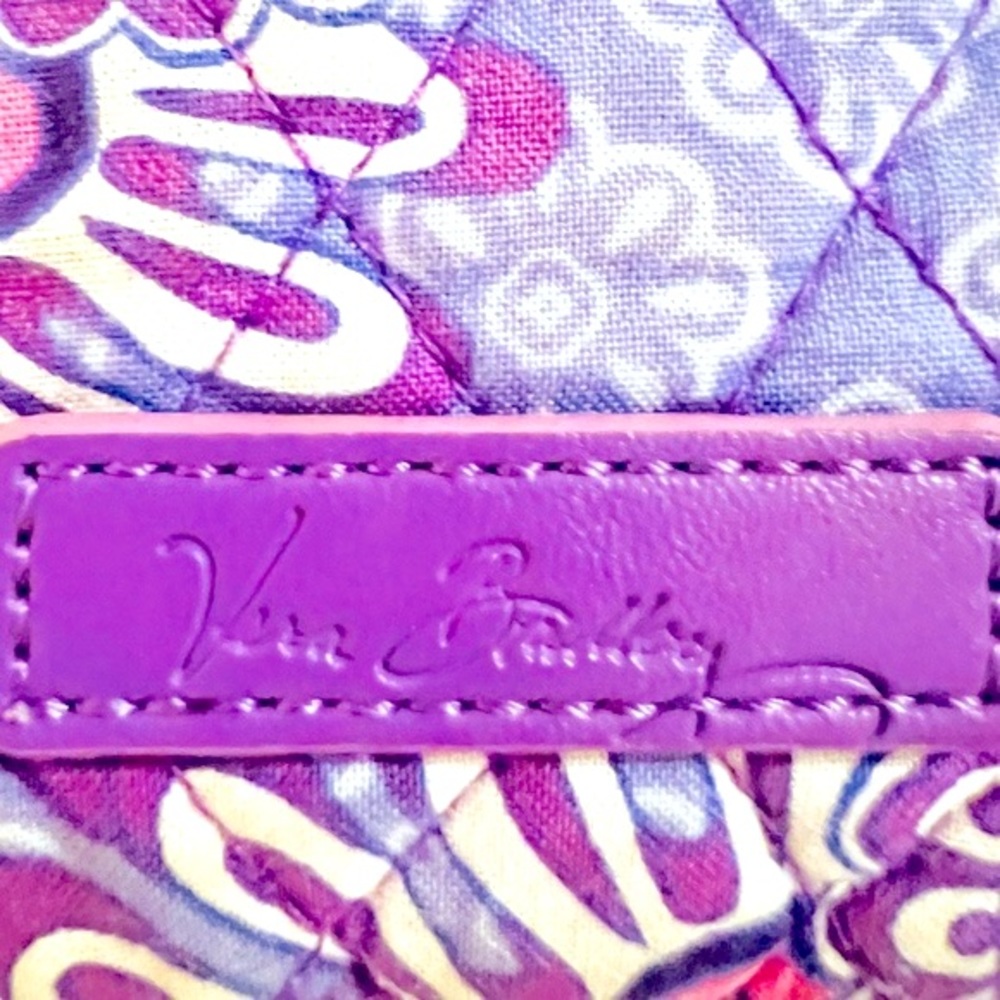 ***SOLD***Vera Bradley Lunch Bunch Bag in Lilac Tapestry Insulated Quilted - Picture 2 of 14